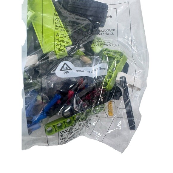 LEGO Technic: Ford Mustang Shelby GT500 42138 Large Bag #2 Only Fast Shipping - Picture 3 of 4